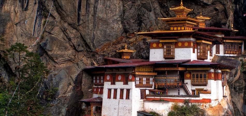 Paro Rinpung Dzong in western Bhutan