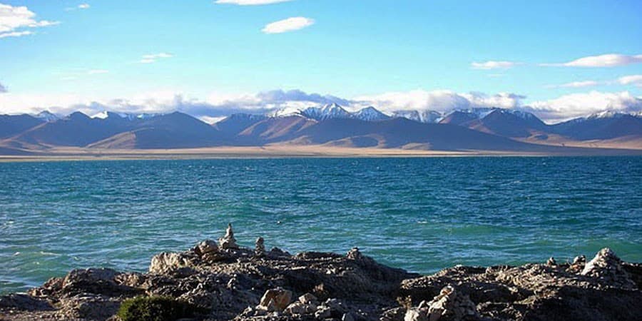 Prayer flags on the shore of Namtso lake